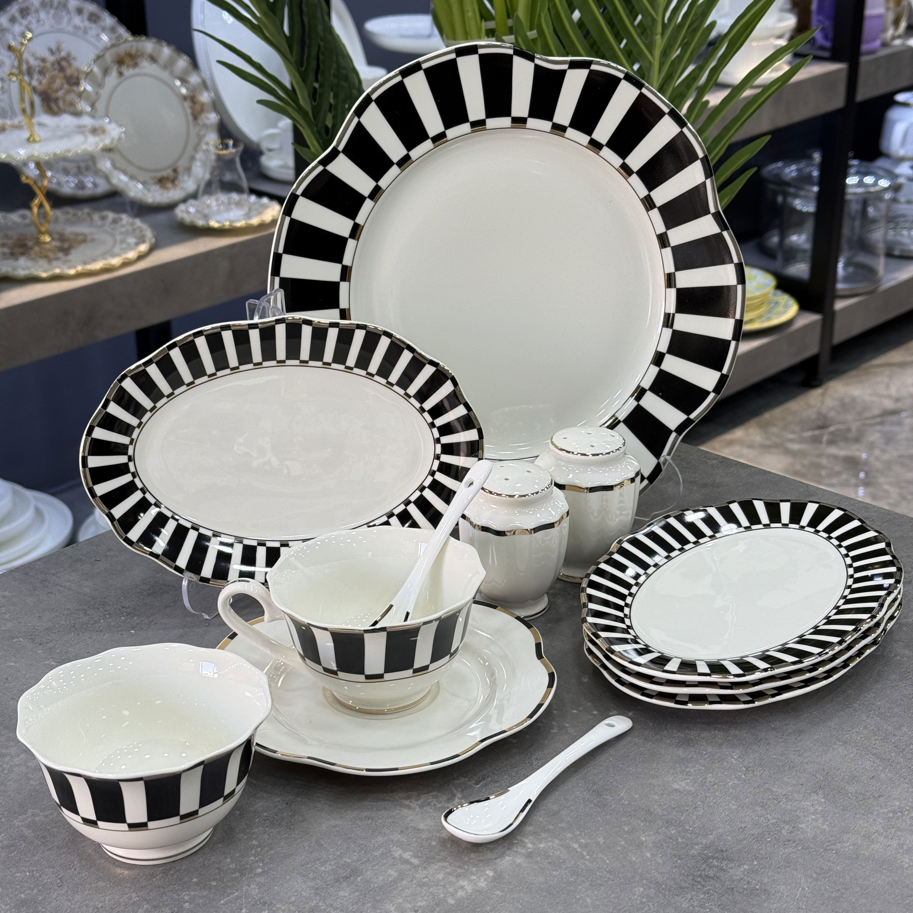 Royking Porselen Piyano 42 Parça Kahvaltı Takımı