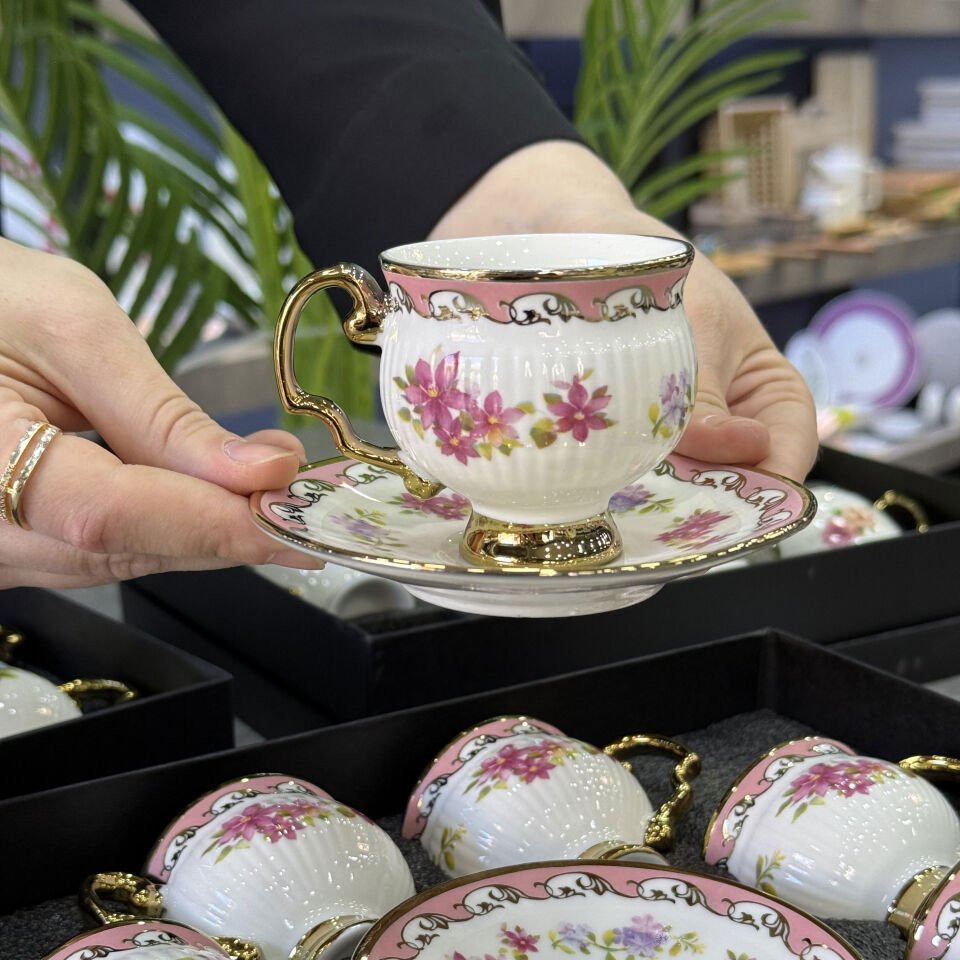 6 Lı Porselen Lotus Fincan Takımı Pembe