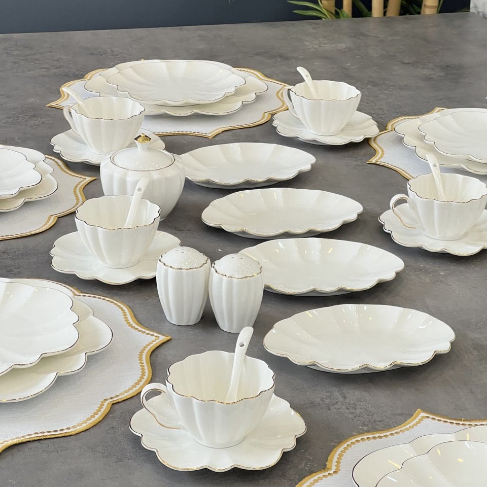 Daisy 38 Parça Bone China Porselen Kahvaltı Takımı