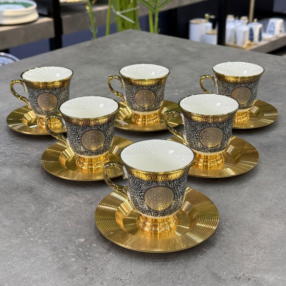 Lüx Porselen 6 Lı Metal Tabaklı Fincan Takımı