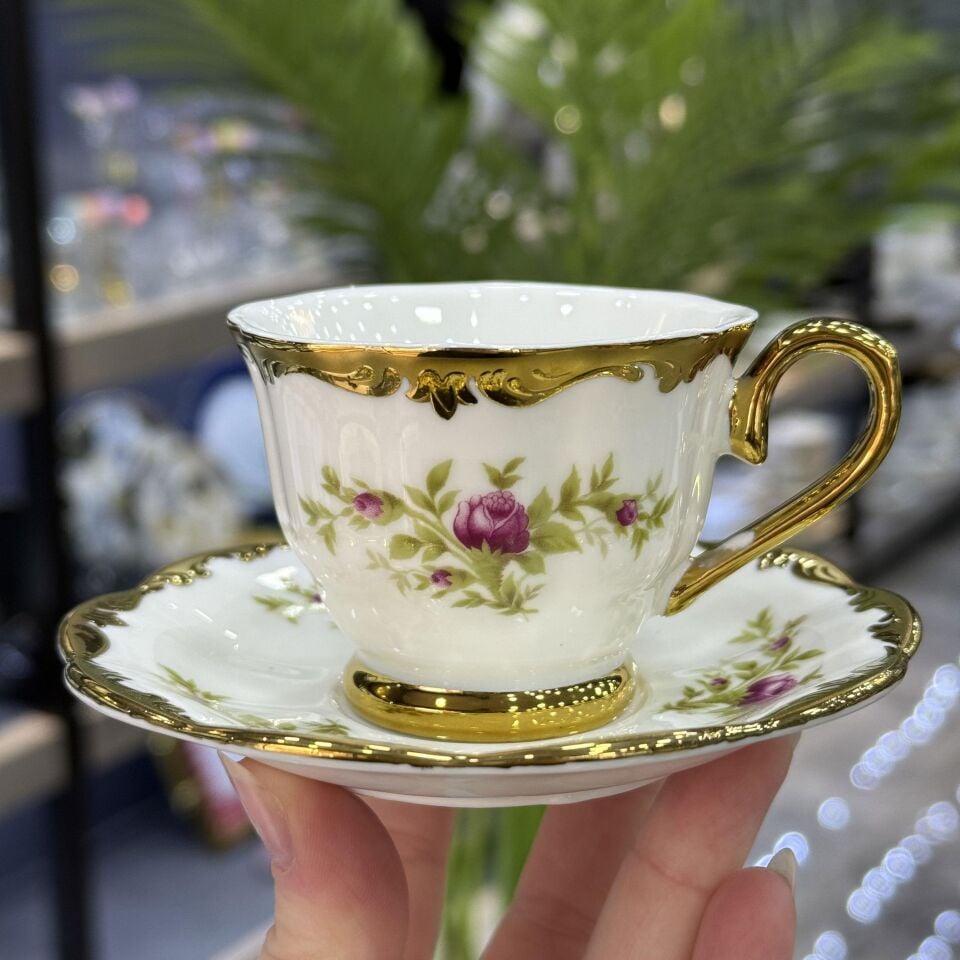 Seri Sonu 0210 Tek fincan ( Yaldız Silinmesi Mevcuttur.)