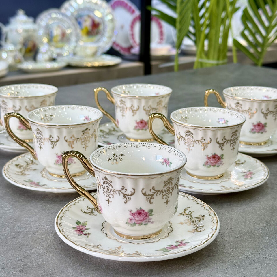Bone China Lüx Porselen Fincan Takımı V1