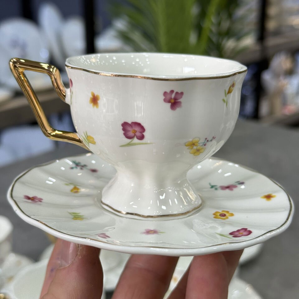 Lüx Porselen Retro Camilla 6 Lı Fincan Takımı