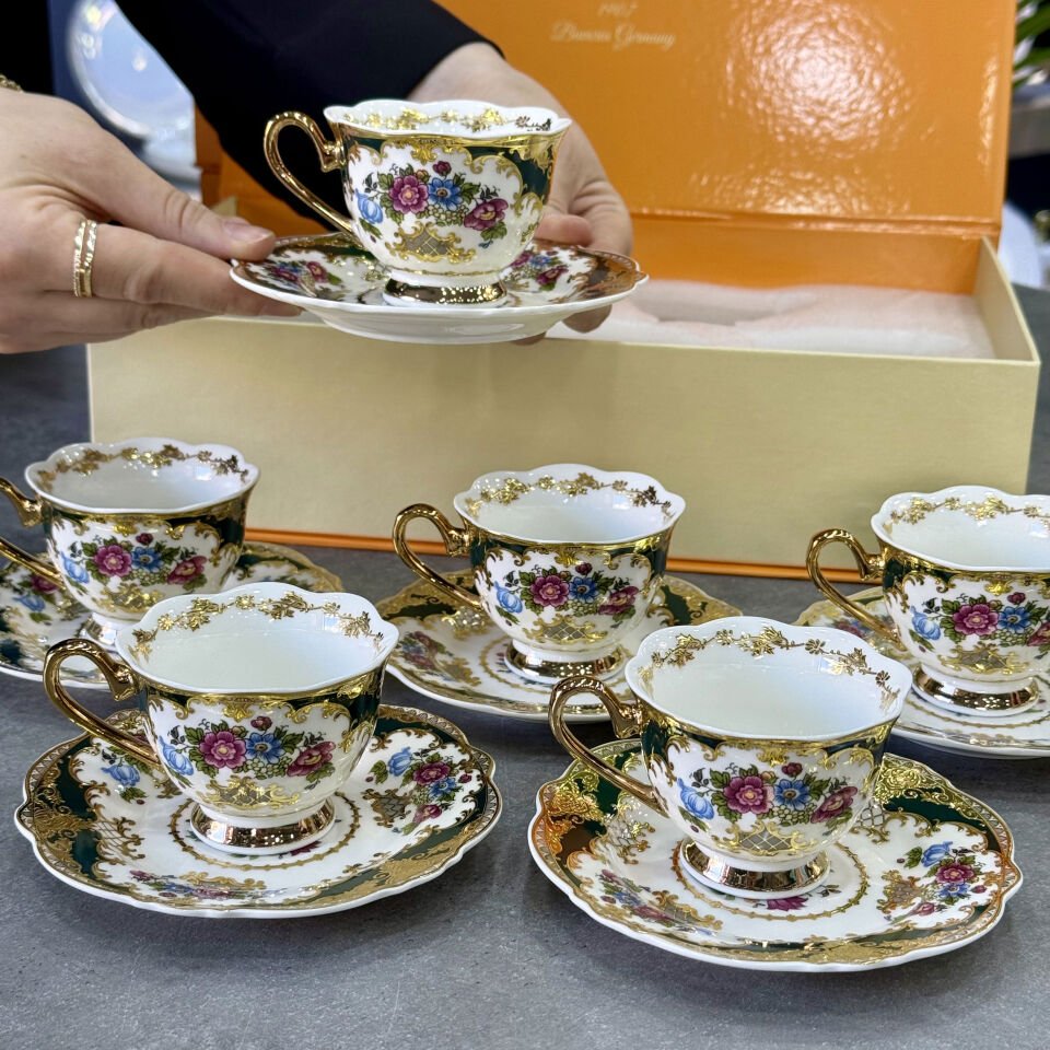 Bavaria İnterling Porselen 6 Lı Altın Kaplama Fincan Takımı